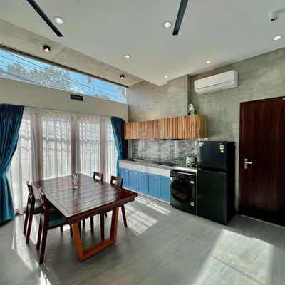 Vermietung einer neuen Luxuswohnung mit 2 Schlafzimmern, im Stadtteil Ngu Hanh Son, Da Nang, Vietnam